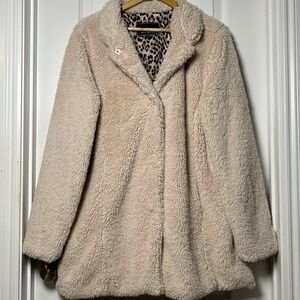 Triple Star Beige Teddy Faux Fur Luxe Oversized Plush‎ Coat Y2K Mob Wife Style